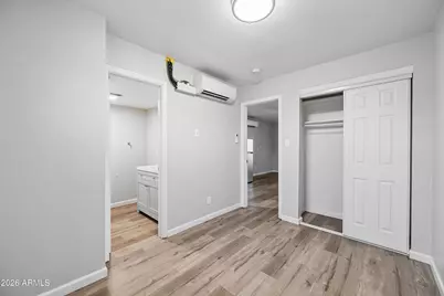 3025 N 32nd Street #32, Phoenix, AZ 85018 - Photo 9