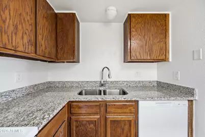 436 W Clark Street #Apt 202, Mesa, AZ 85201 - Photo 7