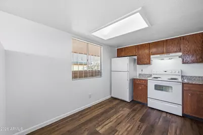 436 W Clark Street #Apt 202, Mesa, AZ 85201 - Photo 5