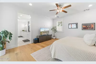 3655 E Piccadilly Road, Phoenix, AZ 85018 - Photo 15