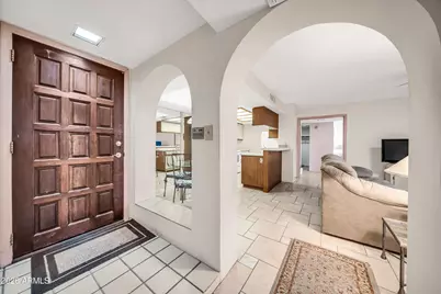 10410 N Cave Creek Road #1018, Phoenix, AZ 85020 - Photo 9