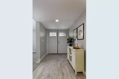 4614 S Kachina Drive, Tempe, AZ 85282 - Photo 13