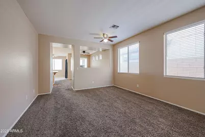 2470 W Warren Drive, Anthem, AZ 85086 - Photo 17