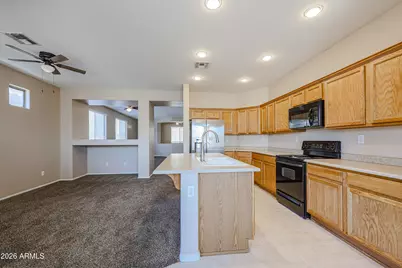 2470 W Warren Drive, Anthem, AZ 85086 - Photo 13