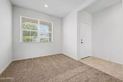 3039 S 78th Lane, Phoenix, AZ 85043 - Photo 7