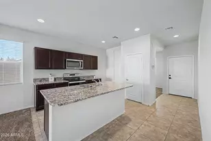 3039 S 78th Ln, Phoenix, AZ 85043 - Photo 9