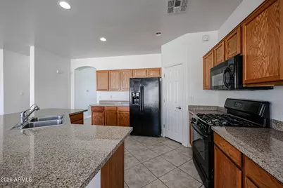 43856 W Knauss Drive, Maricopa, AZ 85138 - Photo 7