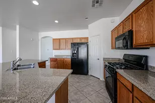 43856 W Knauss Dr, Maricopa, AZ 85138 - Photo 7
