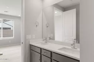 2440 W Silver Fox Wy, Phoenix, AZ 85045 - Photo 13