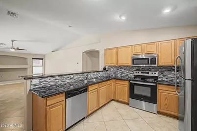 2340 W Apollo Road, Phoenix, AZ 85041 - Photo 7