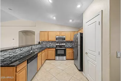 2340 W Apollo Road, Phoenix, AZ 85041 - Photo 9