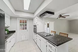 1000 E Loyola Dr, Tempe, AZ 85282 - Photo 11