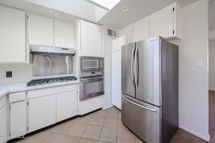 9854 N 1st St, Phoenix, AZ 85020 - Photo 11