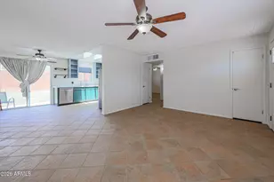 9854 N 1st St, Phoenix, AZ 85020 - Photo 11