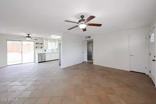 9854 N 1st St, Phoenix, AZ 85020 - Photo 5