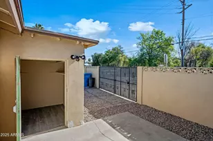 2601 N 51st St, Phoenix, AZ 85008 - Photo 35