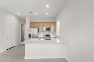 2437 W Nighthawk Way, Phoenix, AZ 85045 - Photo 5