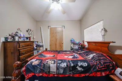 880 E 4th Avenue, Apache Junction, AZ 85119 - Photo 39