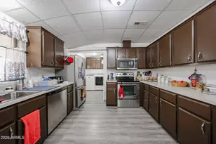 880 E 4th Ave, Apache Junction, AZ 85119 - Photo 9
