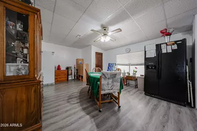 880 E 4th Avenue, Apache Junction, AZ 85119 - Photo 17