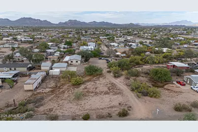 880 E 4th Avenue, Apache Junction, AZ 85119 - Photo 59