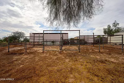 880 E 4th Avenue, Apache Junction, AZ 85119 - Photo 51