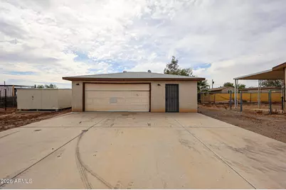 880 E 4th Avenue, Apache Junction, AZ 85119 - Photo 45