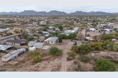 880 E 4th Avenue, Apache Junction, AZ 85119 - Photo 61