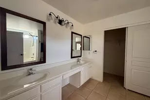 5268 S 239th Dr, Buckeye, AZ 85326 - Photo 11