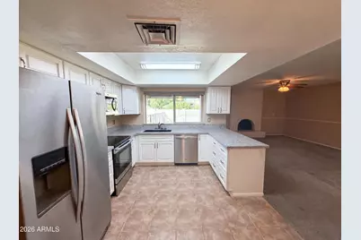 4327 W Barbara Avenue, Glendale, AZ 85302 - Photo 9