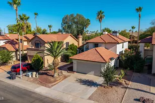 929 E Manor Dr, Chandler, AZ 85225 - Photo 43