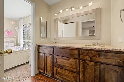 929 E Manor Drive, Chandler, AZ 85225 - Photo 33