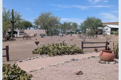 106 E Hedge Drive, Florence, AZ 85132 - Photo 17