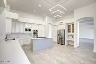 11934 E Sand Hills Rd, Scottsdale, AZ 85255 - Photo 17