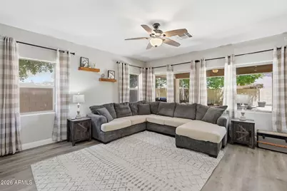 8242 W Melinda Lane, Peoria, AZ 85382 - Photo 11