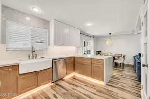3428 E Windsong Dr, Phoenix, AZ 85048 - Photo 9