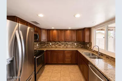 1502 E Emerald Avenue, Mesa, AZ 85204 - Photo 11