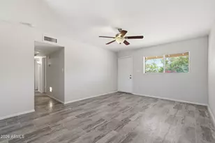 2112 W Dahlia Dr, Phoenix, AZ 85029 - Photo 3