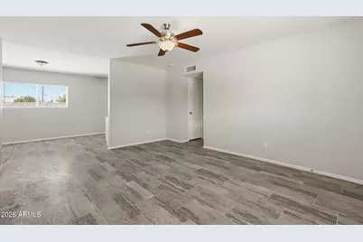 2112 W Dahlia Drive, Phoenix, AZ 85029 - Photo 11