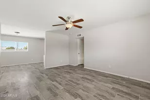 2112 W Dahlia Dr, Phoenix, AZ 85029 - Photo 11