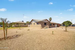2022 E Monterey Way, Phoenix, AZ 85016 - Photo 3