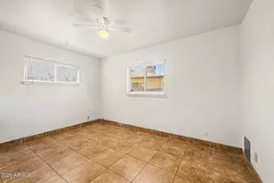 2022 E Monterey Way, Phoenix, AZ 85016 - Photo 19