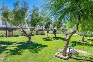7801 N 44th Dr, Glendale, AZ 85301 - Photo 13