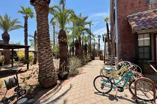 902 E Palm Ln, Phoenix, AZ 85006 - Photo 25