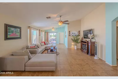 2907 E Whispering Wind Drive, Phoenix, AZ 85024 - Photo 11