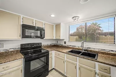 5816 W Crocus Drive, Glendale, AZ 85306 - Photo 13