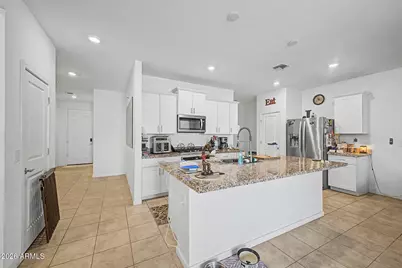 12418 W Glenn Court, Glendale, AZ 85307 - Photo 7