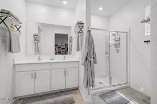 12418 W Glenn Ct, Glendale, AZ 85307 - Photo 11