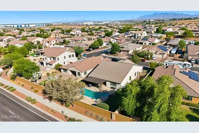 18216 W Montecito Avenue, Goodyear, AZ 85395 - Photo 45