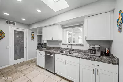 10829 W Campana Drive, Sun City, AZ 85351 - Photo 11